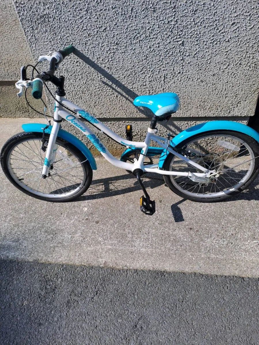 Girls bike - Image 1
