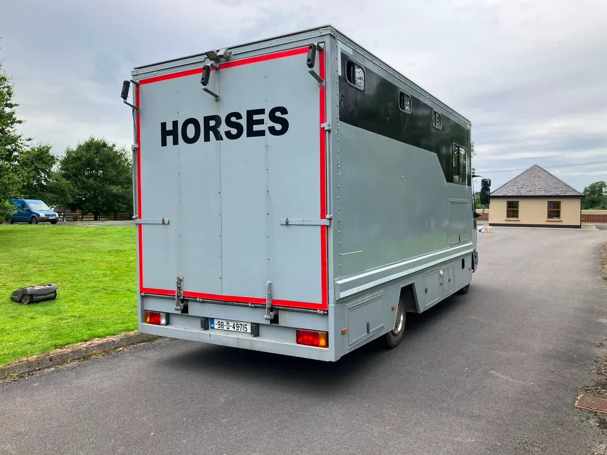 Horse lorry - Image 2