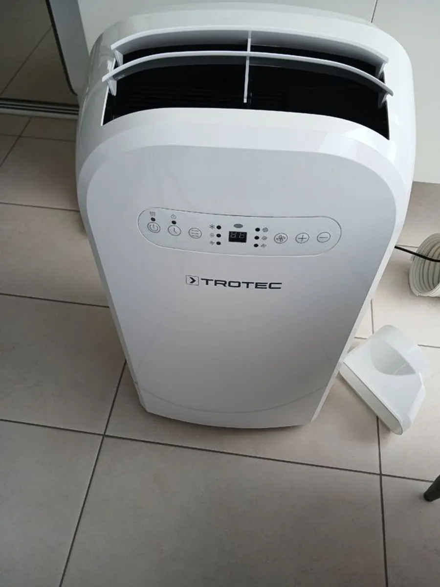 Portable Air Conditioning Unit - Image 1
