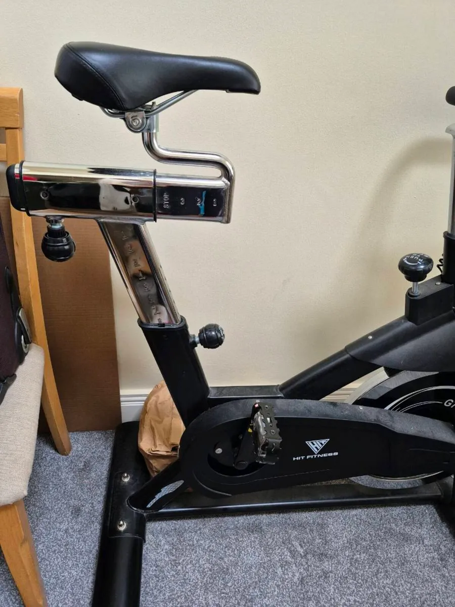 Exercise bike - Image 4