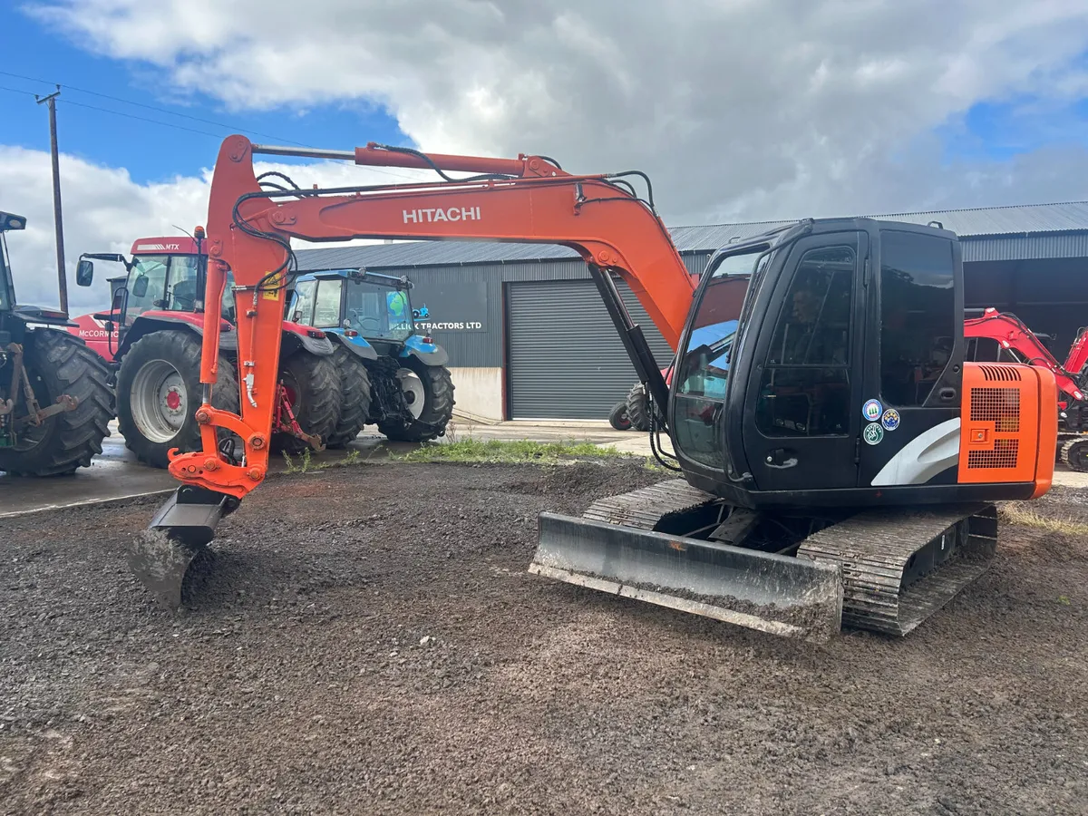 2015 Hitachi Zaxis 60, On New 600mm Pads 2 Buckets - Image 3