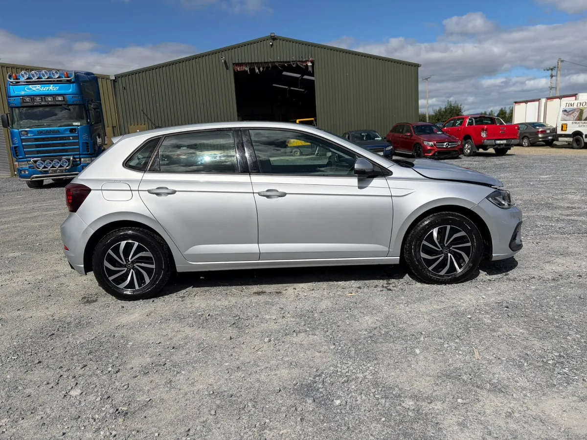 2024 Volkswagen Polo 1 L Automatic - Image 2