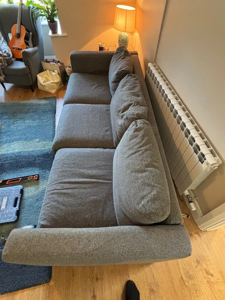 Couch - Image 3