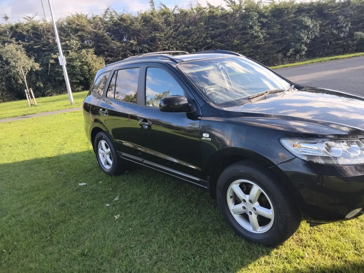 Hyundai Santa Fe 2007 - Image 4