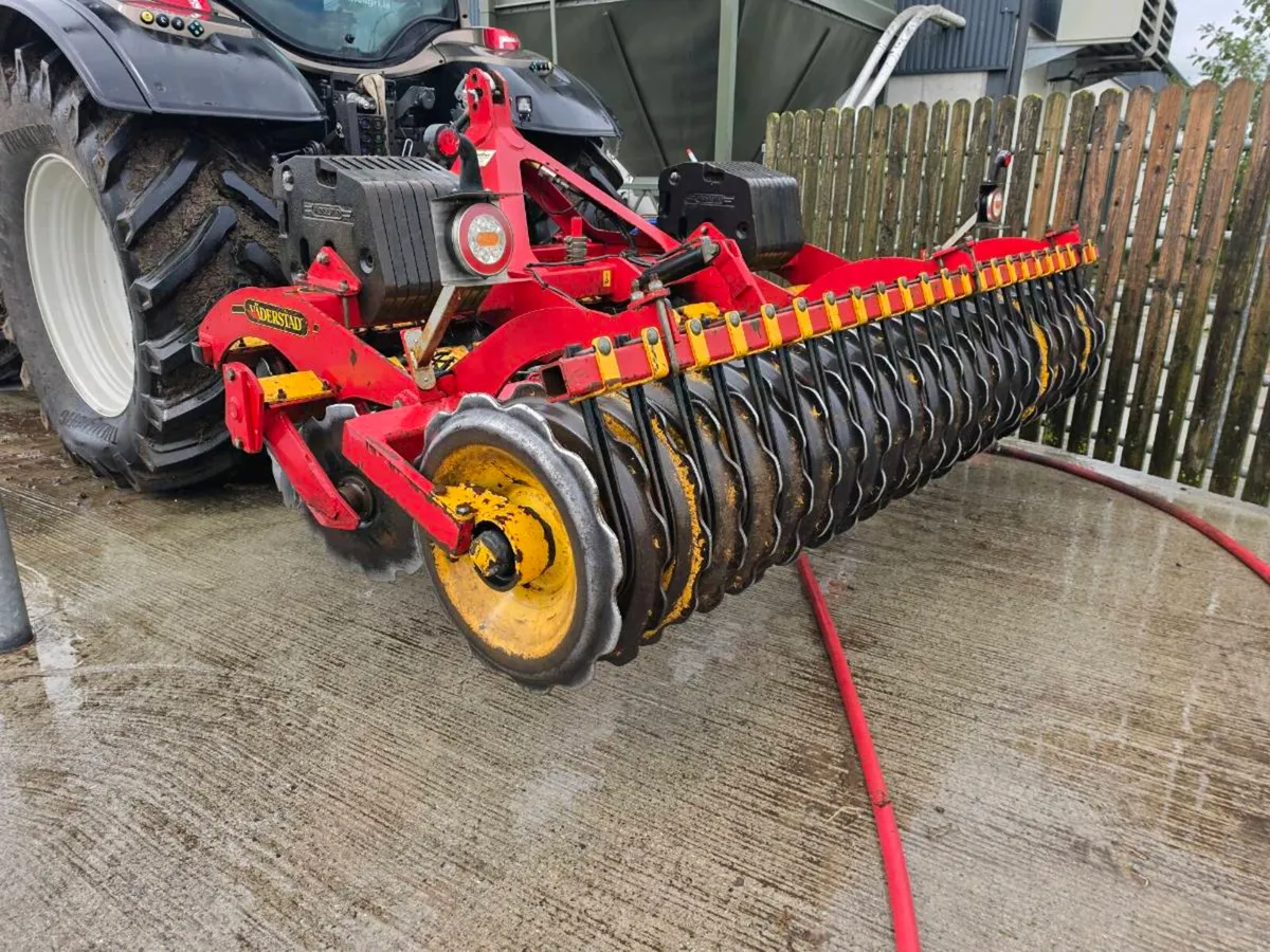 3 metre vaderstad carrier - Image 4