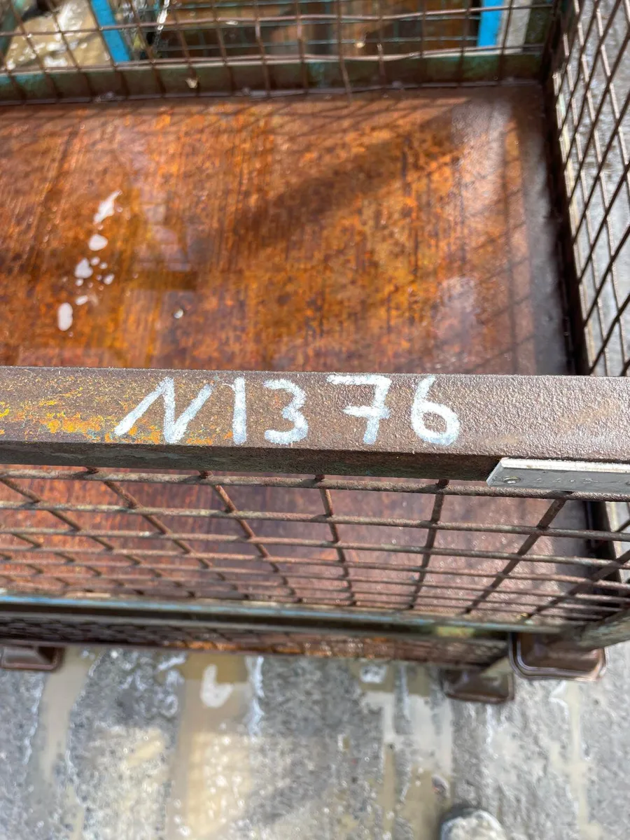 Heavy-duty stackable metal mesh stillage cage - Image 3