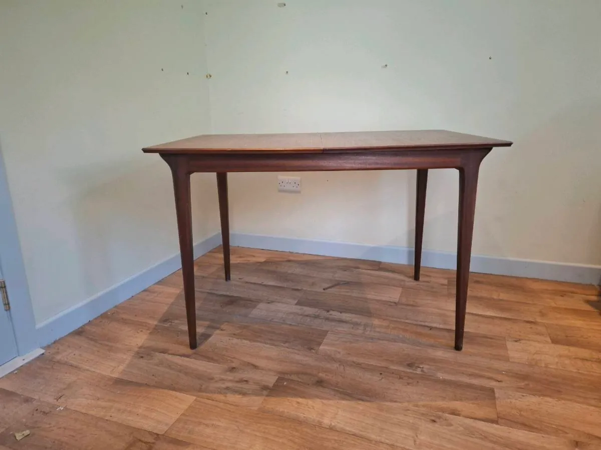McIntosh Mid-Century Extendable Dining Table - Image 3