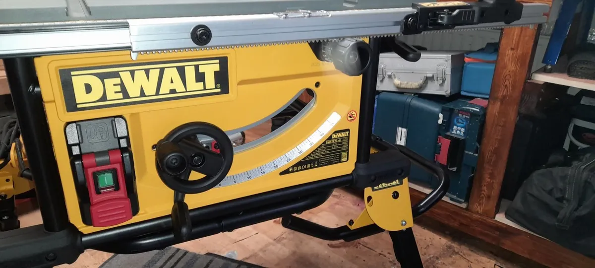 Dewalt tablesaw 7492qs brandnew - Image 2