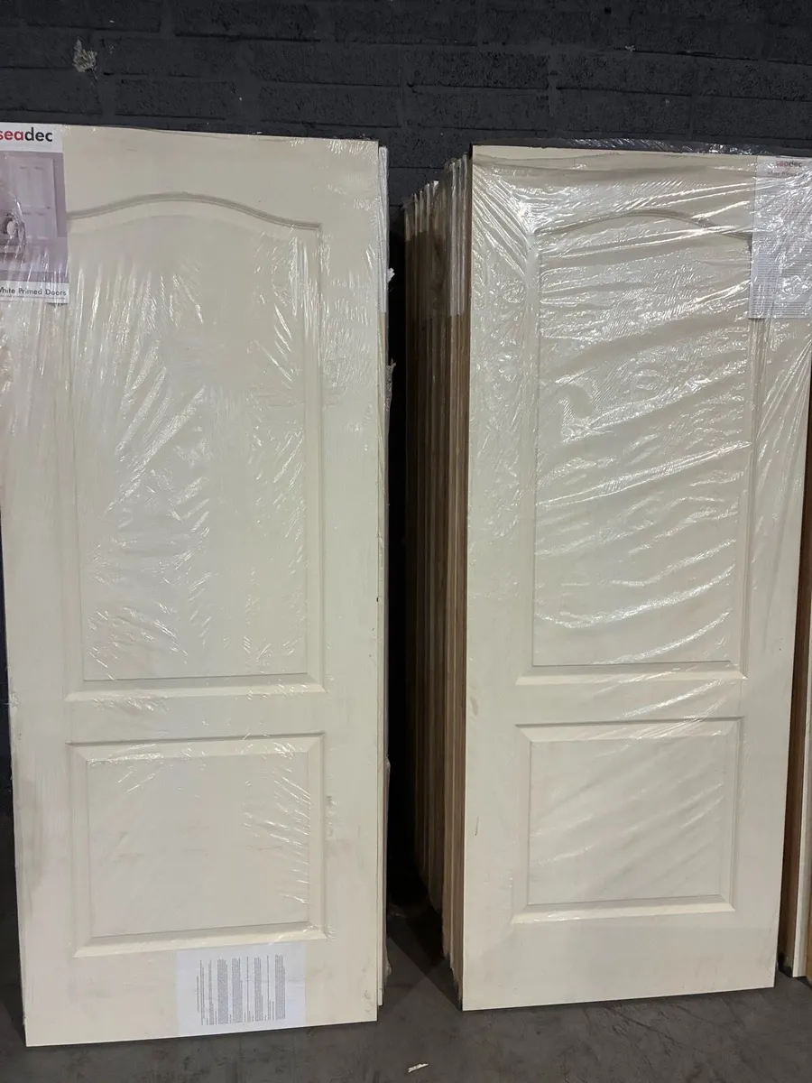 Internal doors - Image 1