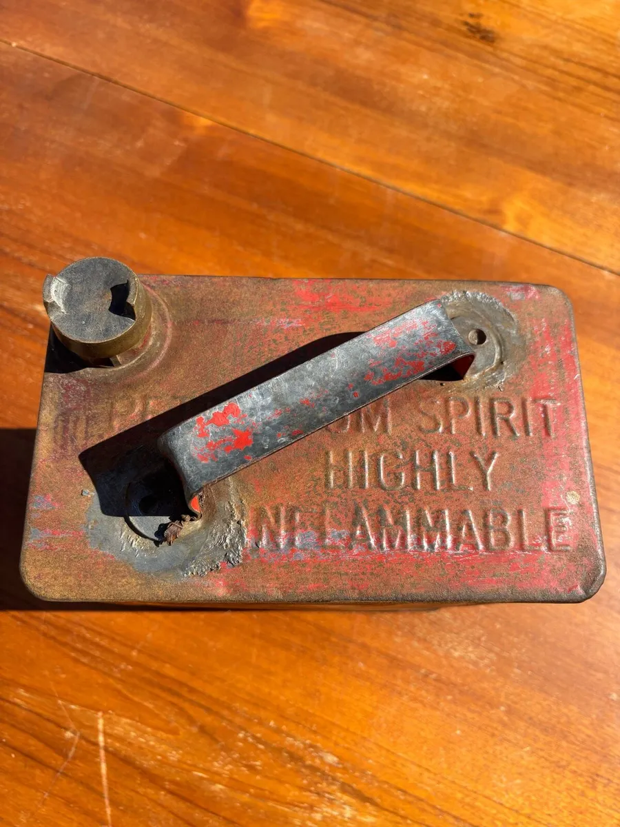 Vintage metal petrol can - Image 2