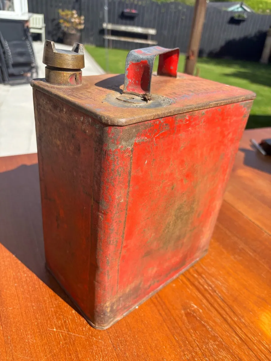 Vintage metal petrol can - Image 1