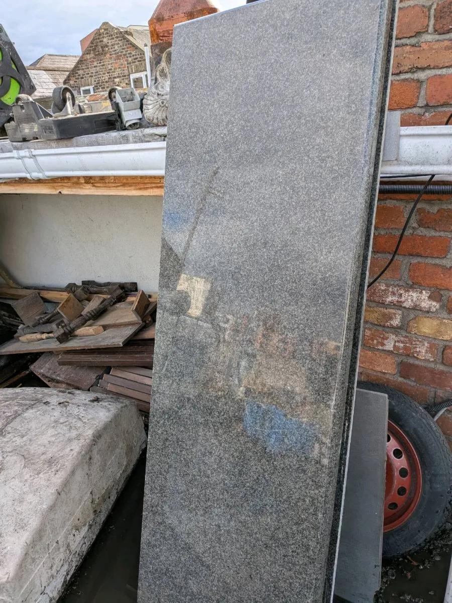 Granite worktops - Image 2