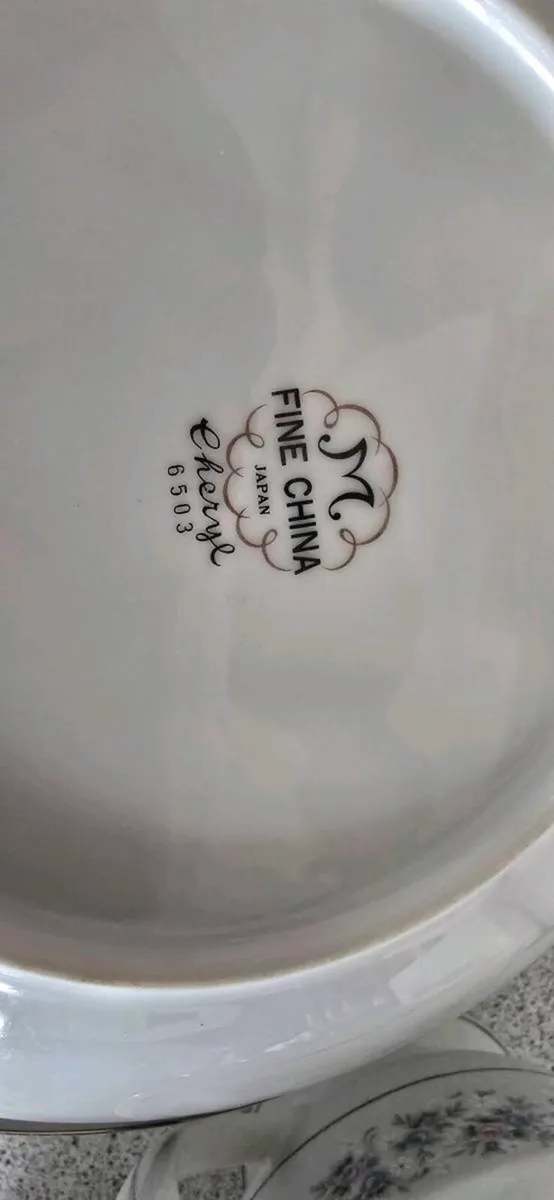 Fine  china tea set - Image 2