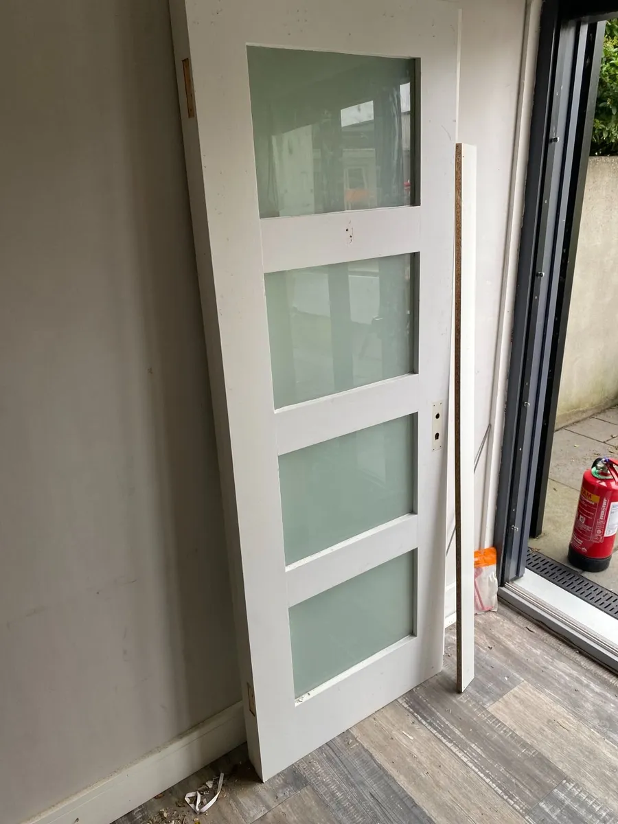Wardrobe and Cupboard Doors (€400 For Everything) - Image 3