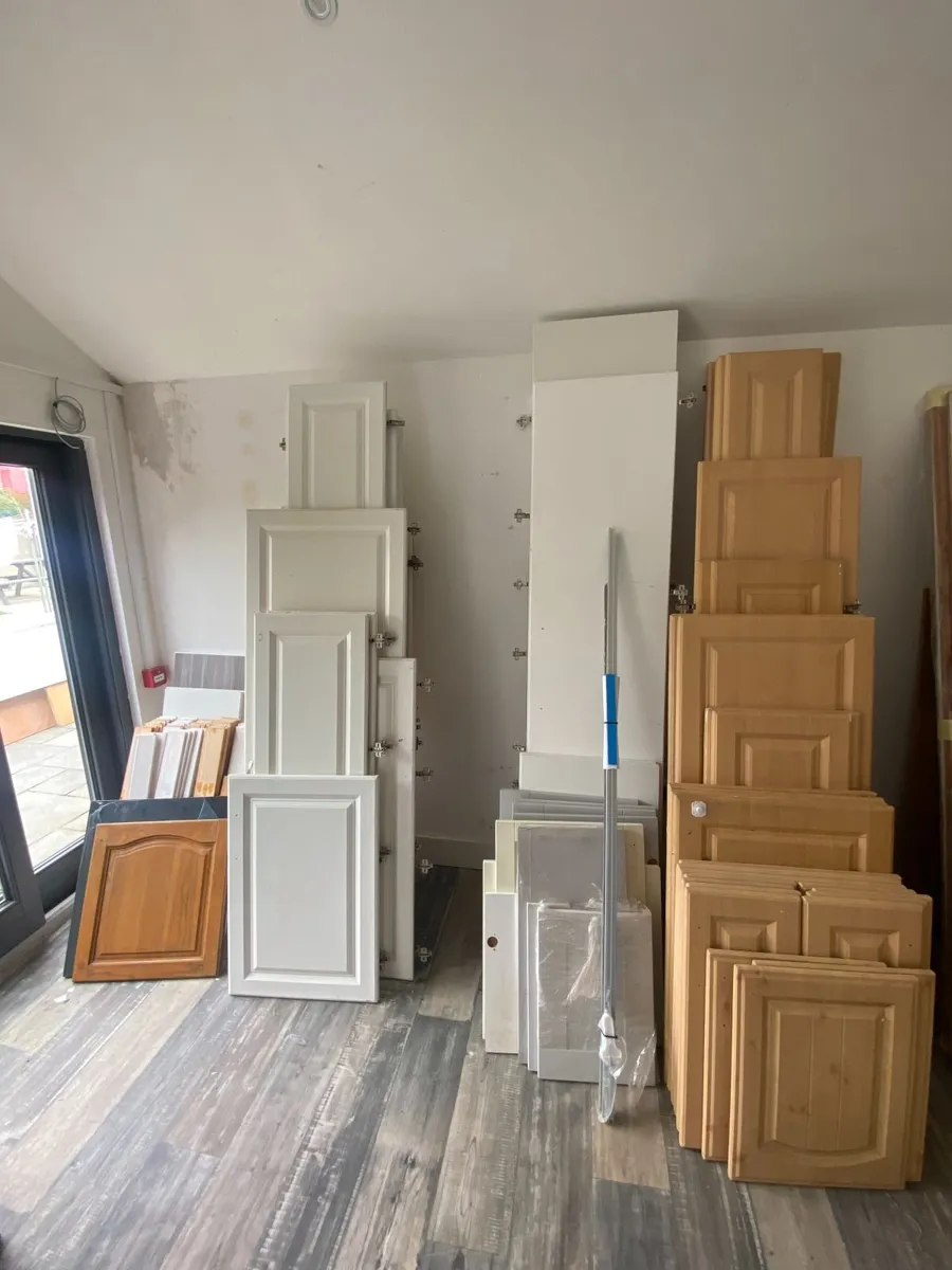 Wardrobe and Cupboard Doors (€400 For Everything) - Image 1