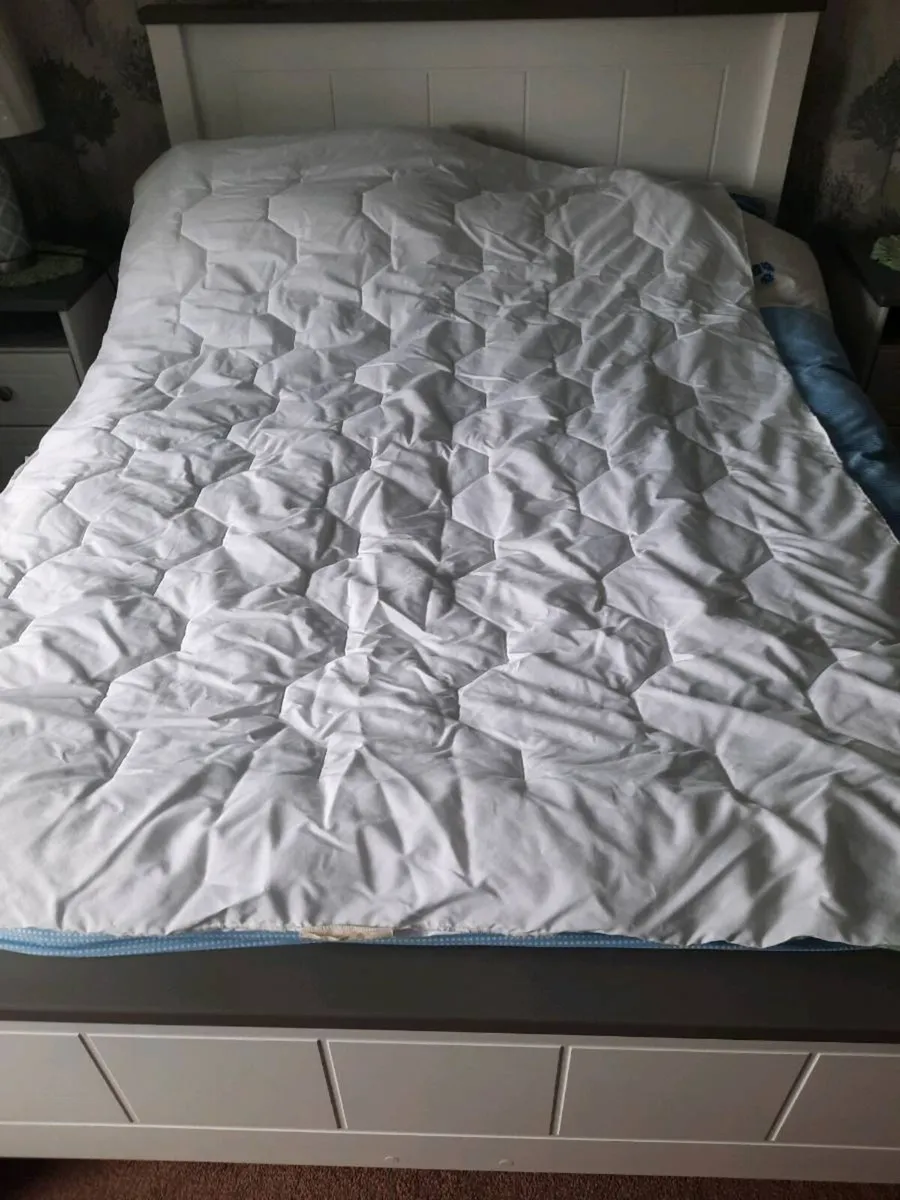 2 Duvets - Image 4