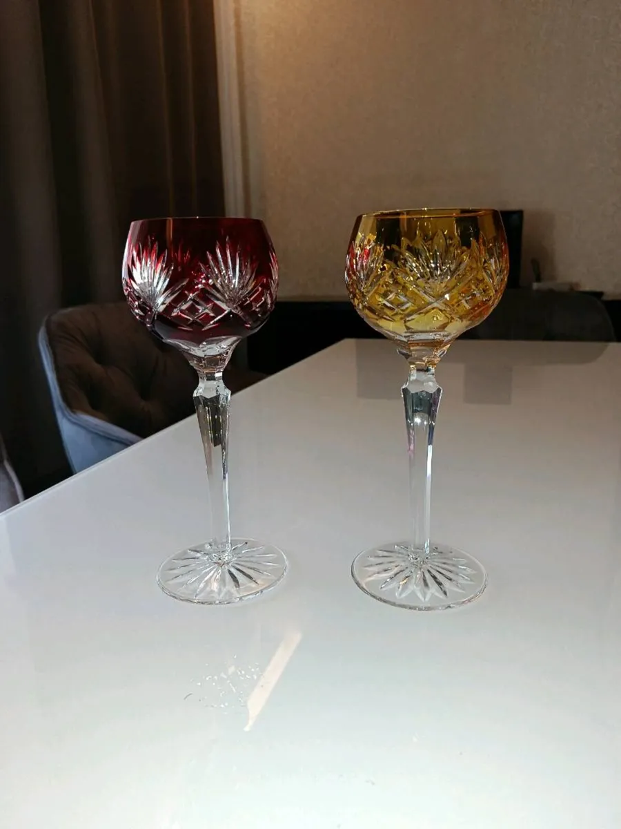 Pair of mid century cut crystal wine glasses - Image 4