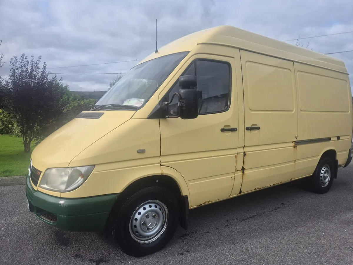 Mercedes-Benz Sprinter 2005 - Image 4