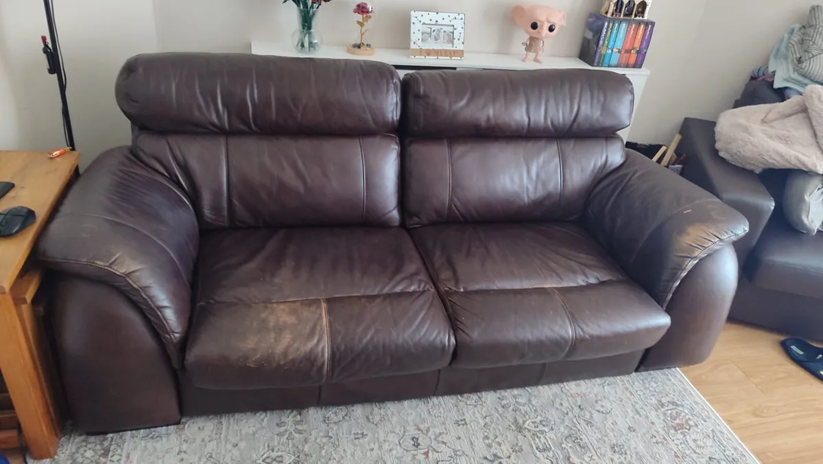 3 seater leather couch sofa - Image 4