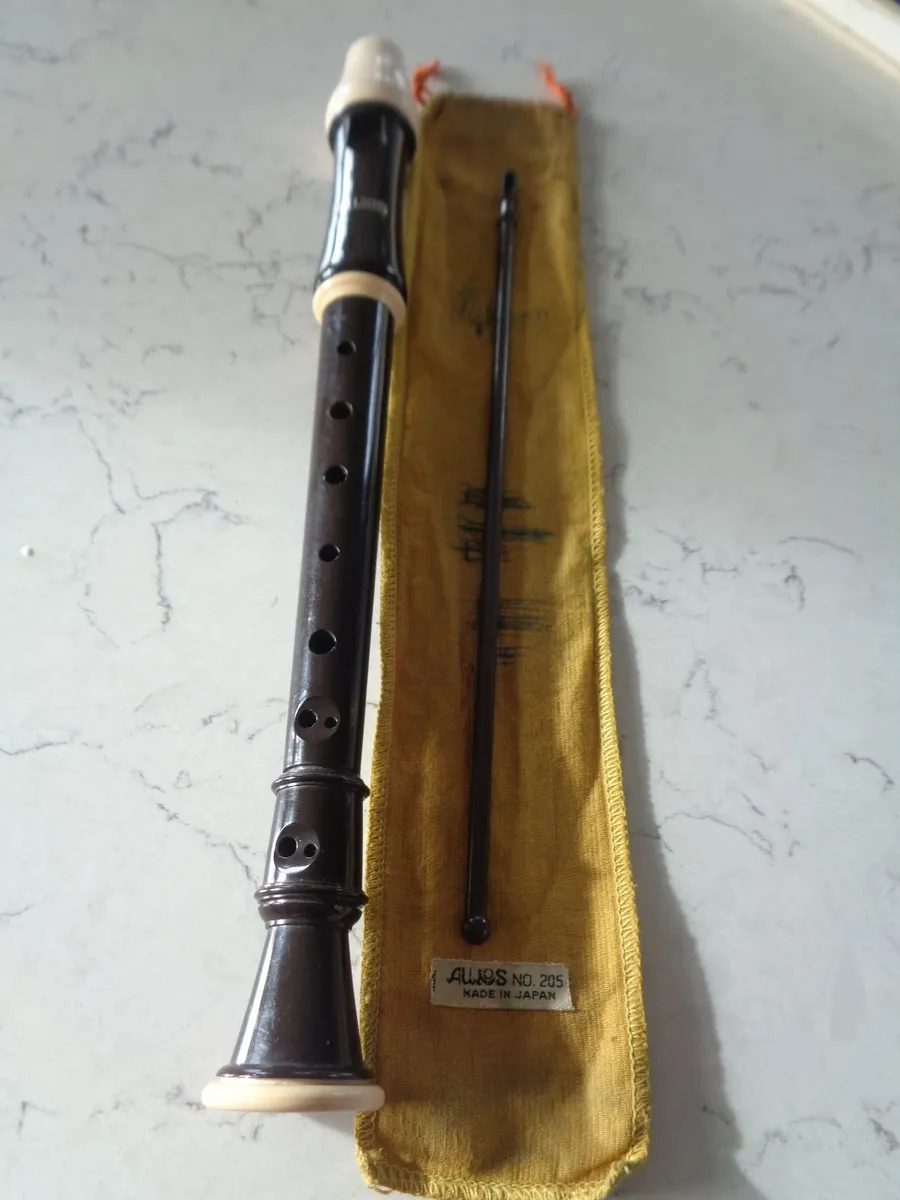 Aulos 205 Recorder for Sale - Image 4