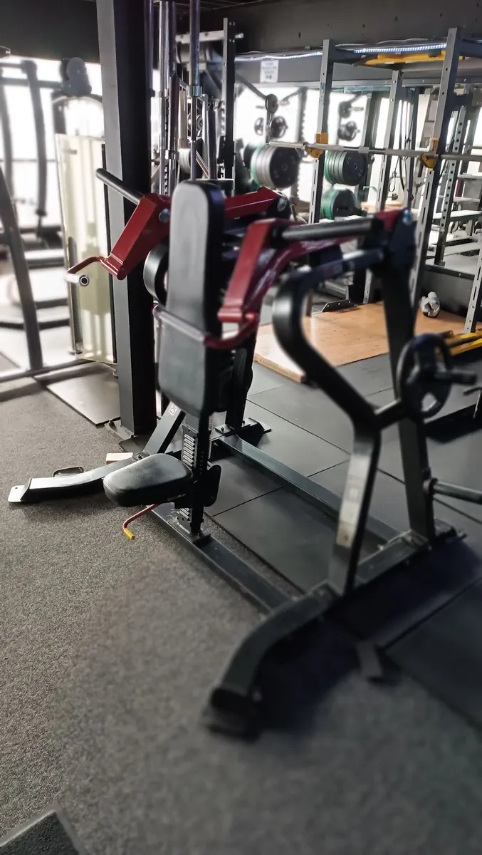 Shoulder press - Image 1