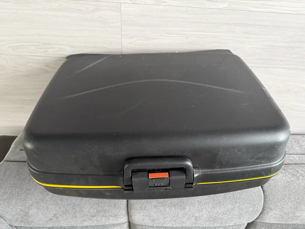 Suitcase - Image 3