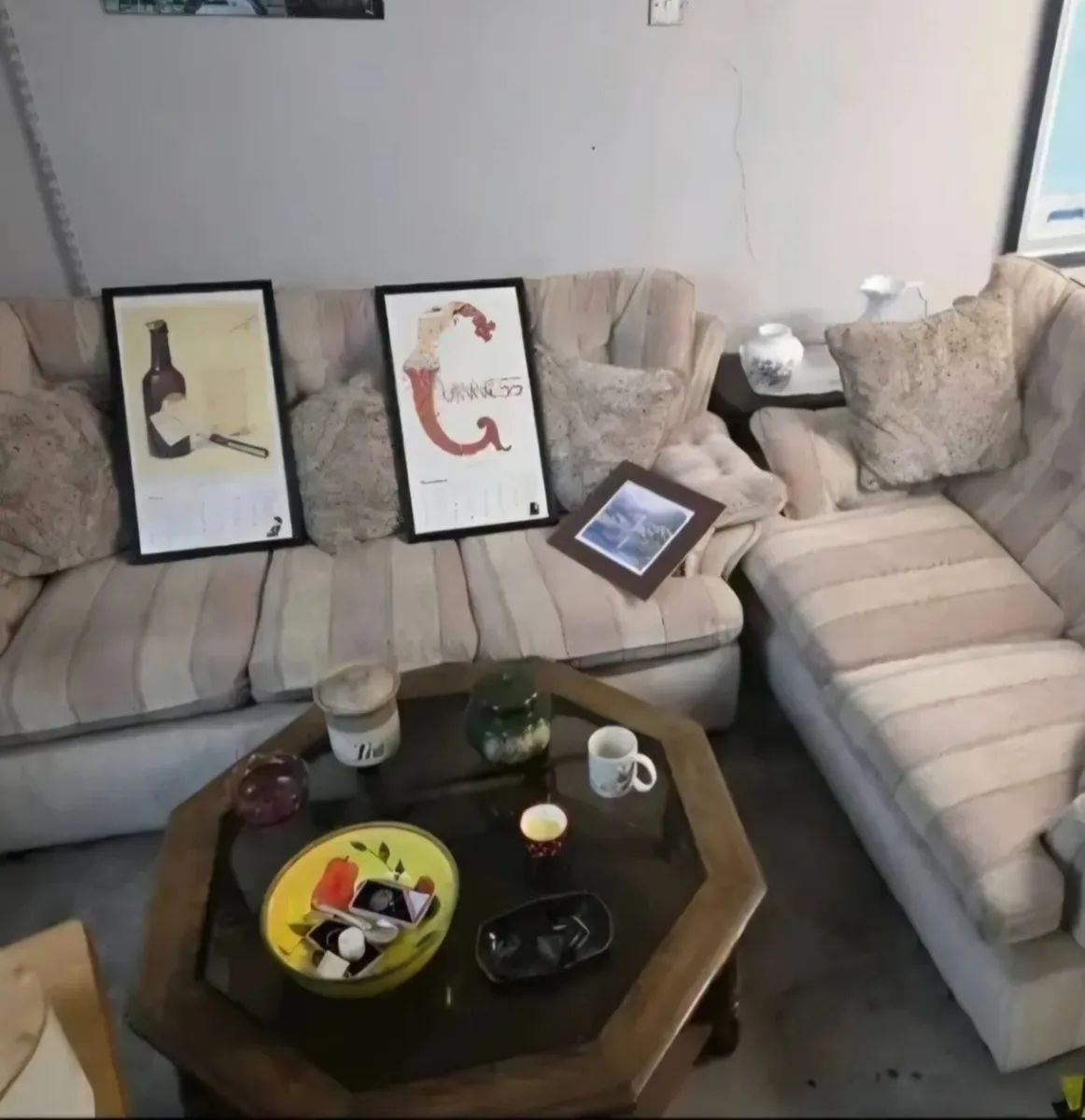 3 +2 sofa - Image 1
