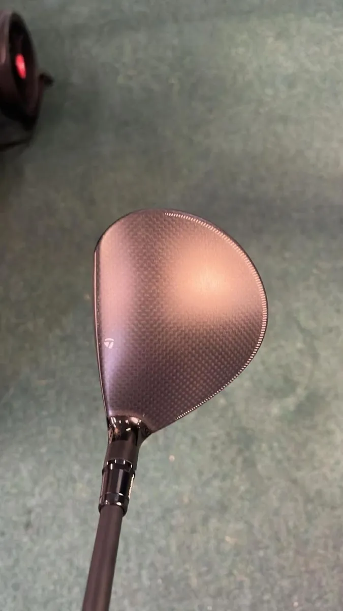 Taylormade Qi4D 5 Wood Regular NEW €379 Now €269 - Image 4
