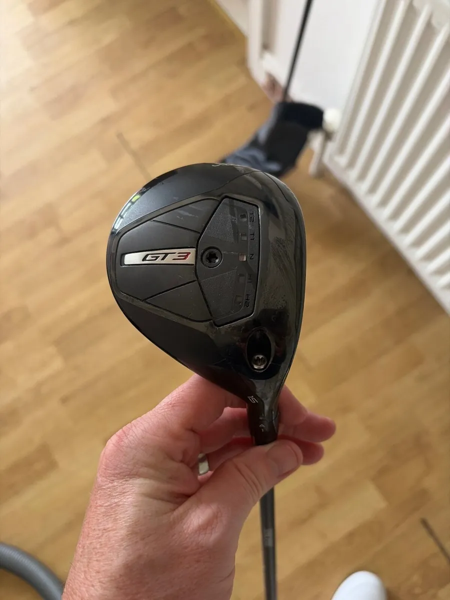 Titleist gt3 3 wood 15 degree x flex - Image 1