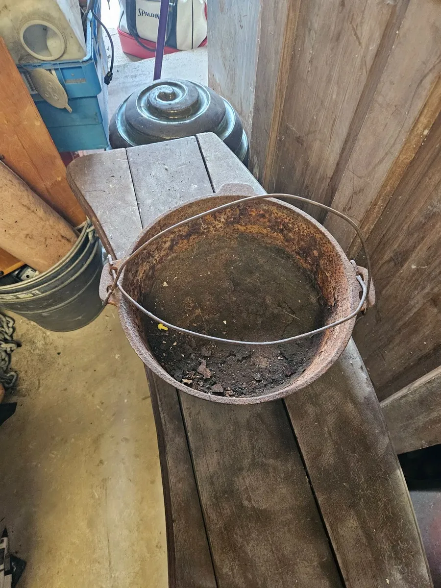 Vintage Cast Iron Pot - Image 1