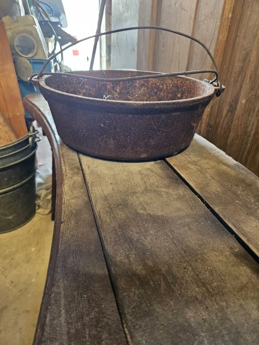 Vintage Cast Iron Pot - Image 3