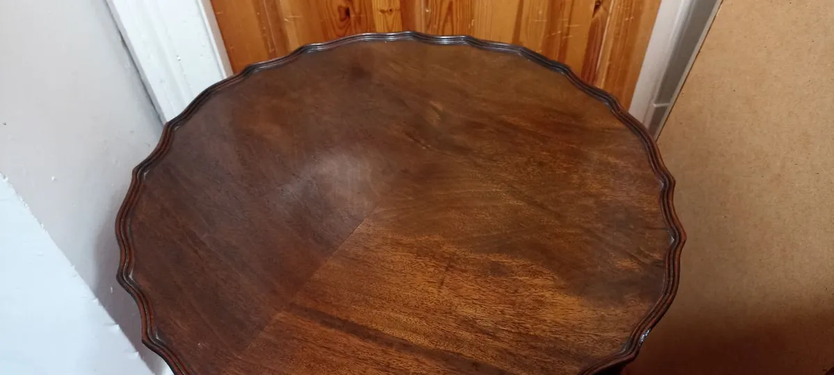 1940s Mahogany Coffee  Table - Image 4