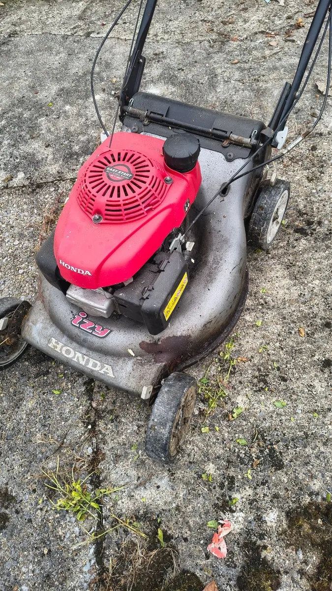 Honda Izy Lawnmower – Spares or Repair / Project - Image 1
