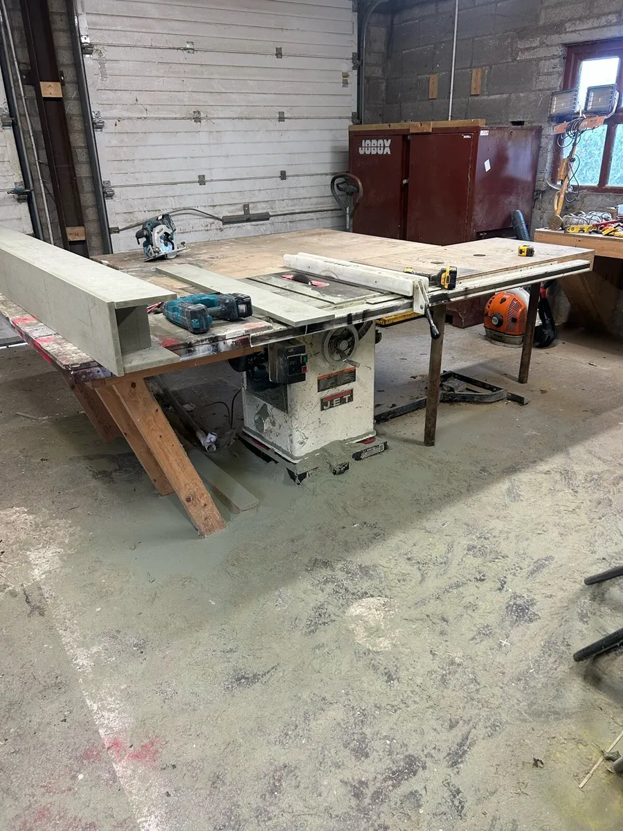 Saw - Image 1
