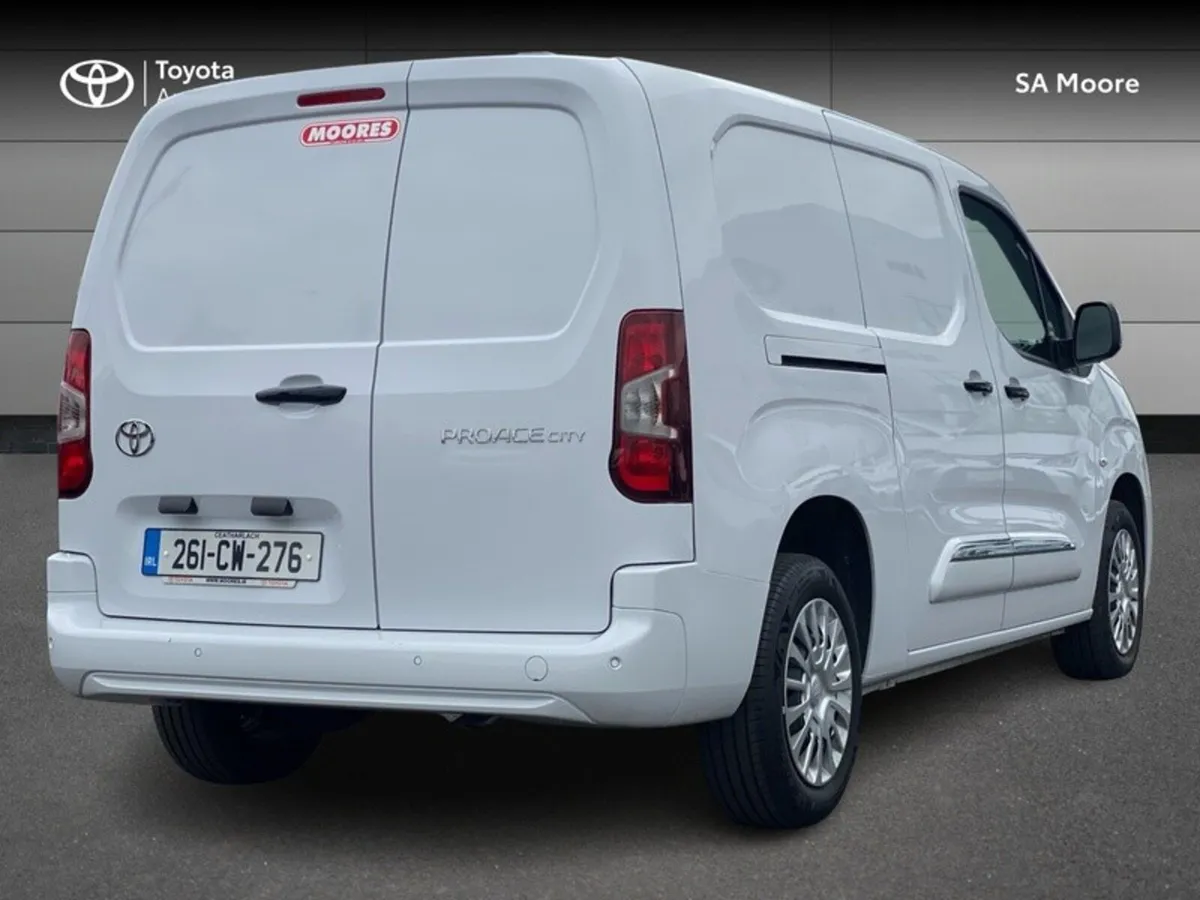 Toyota Proace City RARE - AUTO - LWB - GX 130HP LW - Image 2