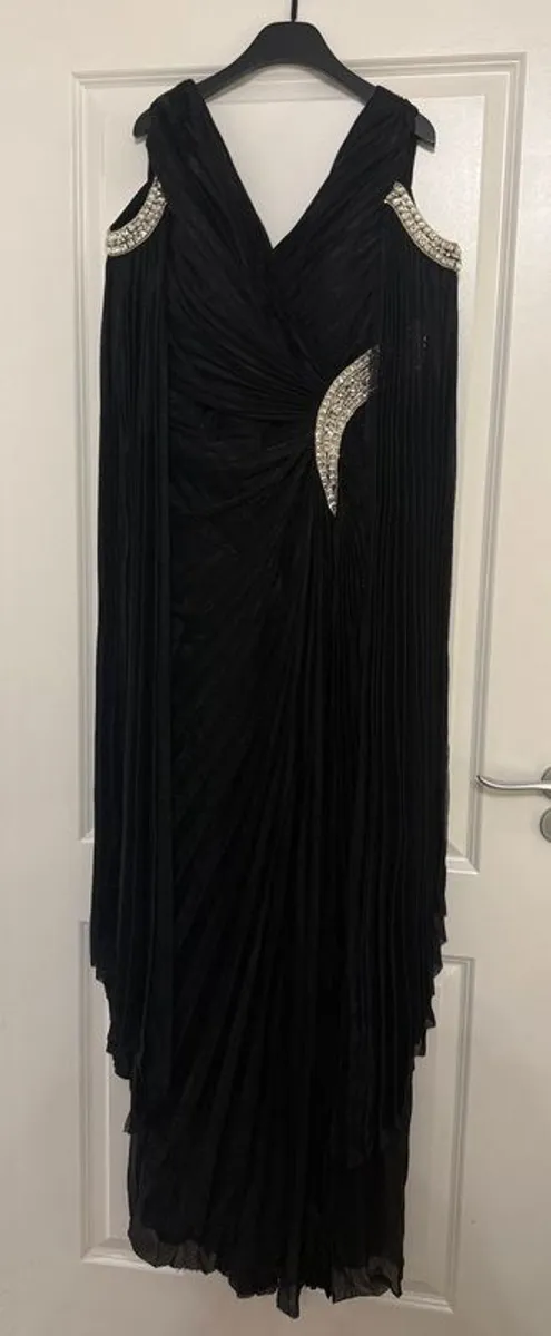 dresse - Image 1