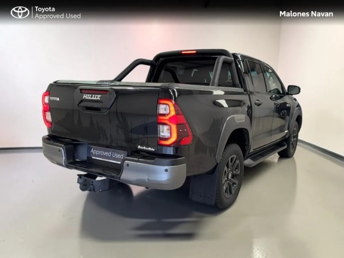 Toyota Hilux 2.8 INVINCIBLE AUTO €40,610 Plus Vat - Image 2