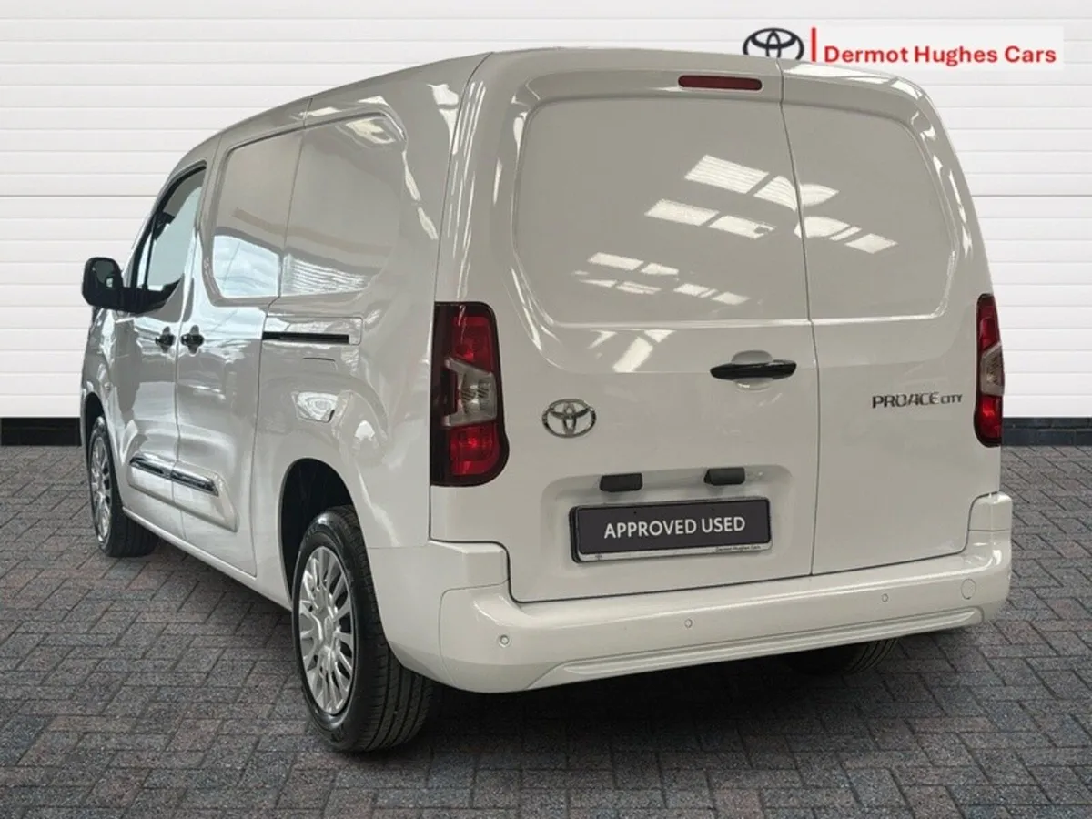 Toyota Proace City City GX 130HP LWB Auto - Image 2