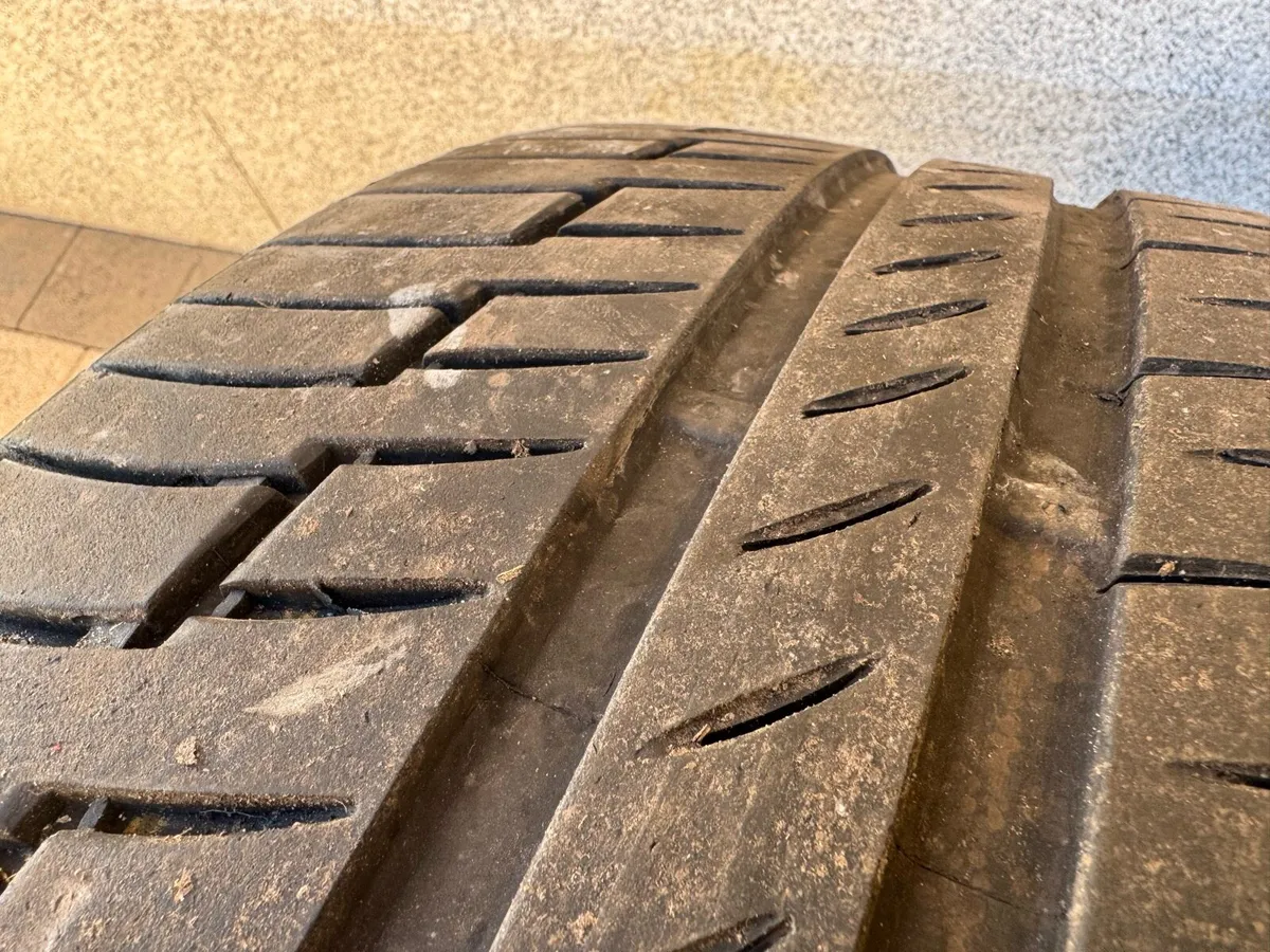 X5 tyres - Image 1