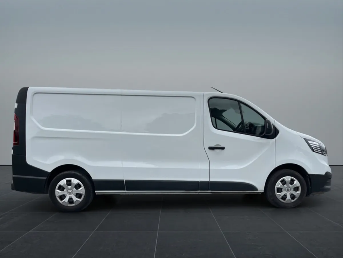 Renault Trafic LL30 BLUE DCI 130 BUSIN BUSINESS PA - Image 2