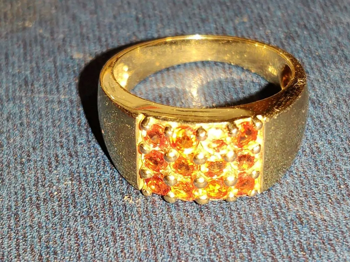 RARE HUGE ORANGE SAPPHIRES, 9CT Gold 7g Ring ! - Image 1