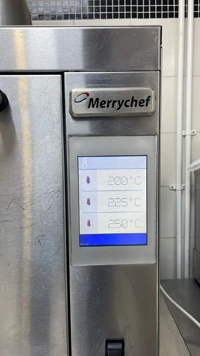 Merrychef Eikon commercial high-speed oven - Image 4