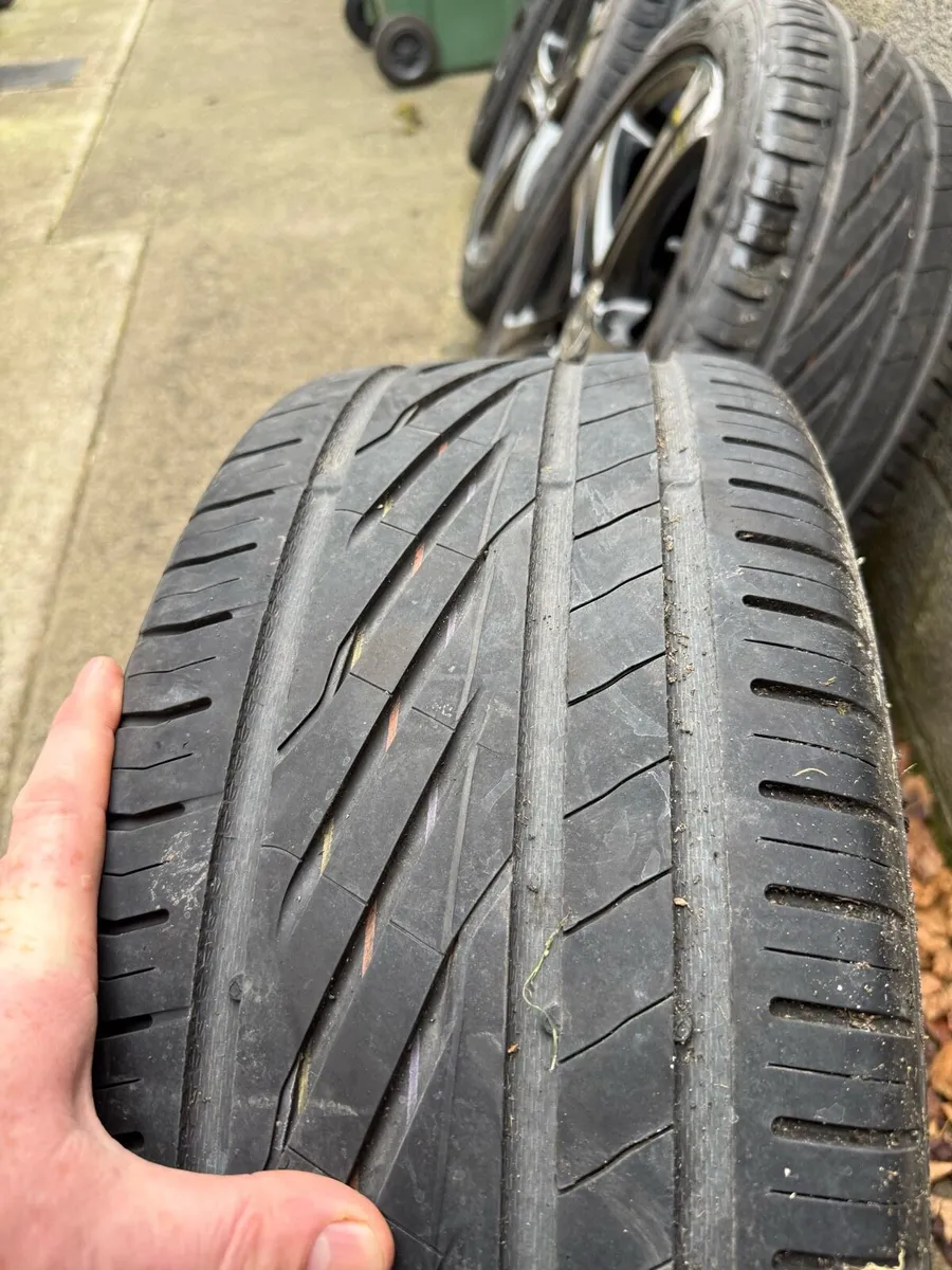 Mercedes Ecladd 5 spoke alloys - Image 2