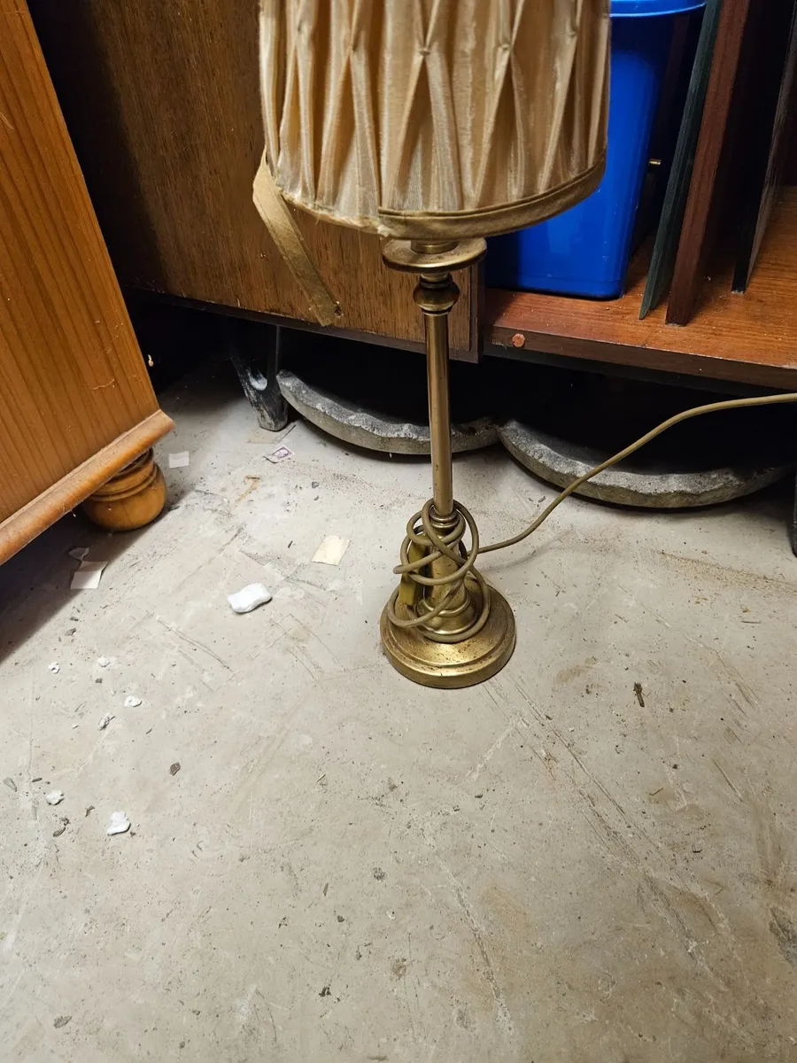 Vintage Style Table Lamp - Image 1