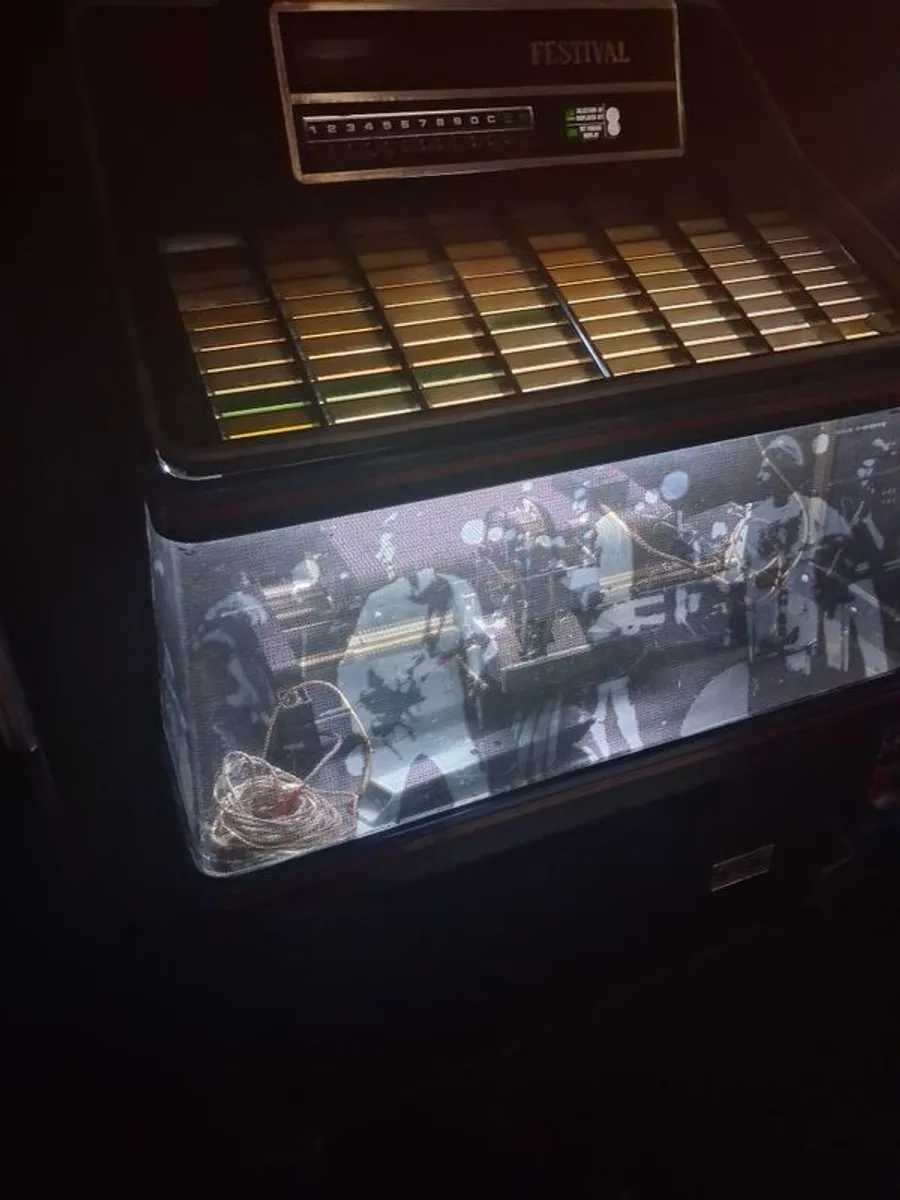 Jukebox - Image 1