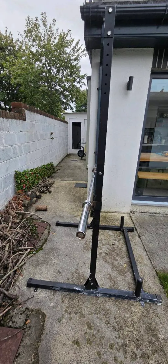 Squat Rack and Bar - Image 2