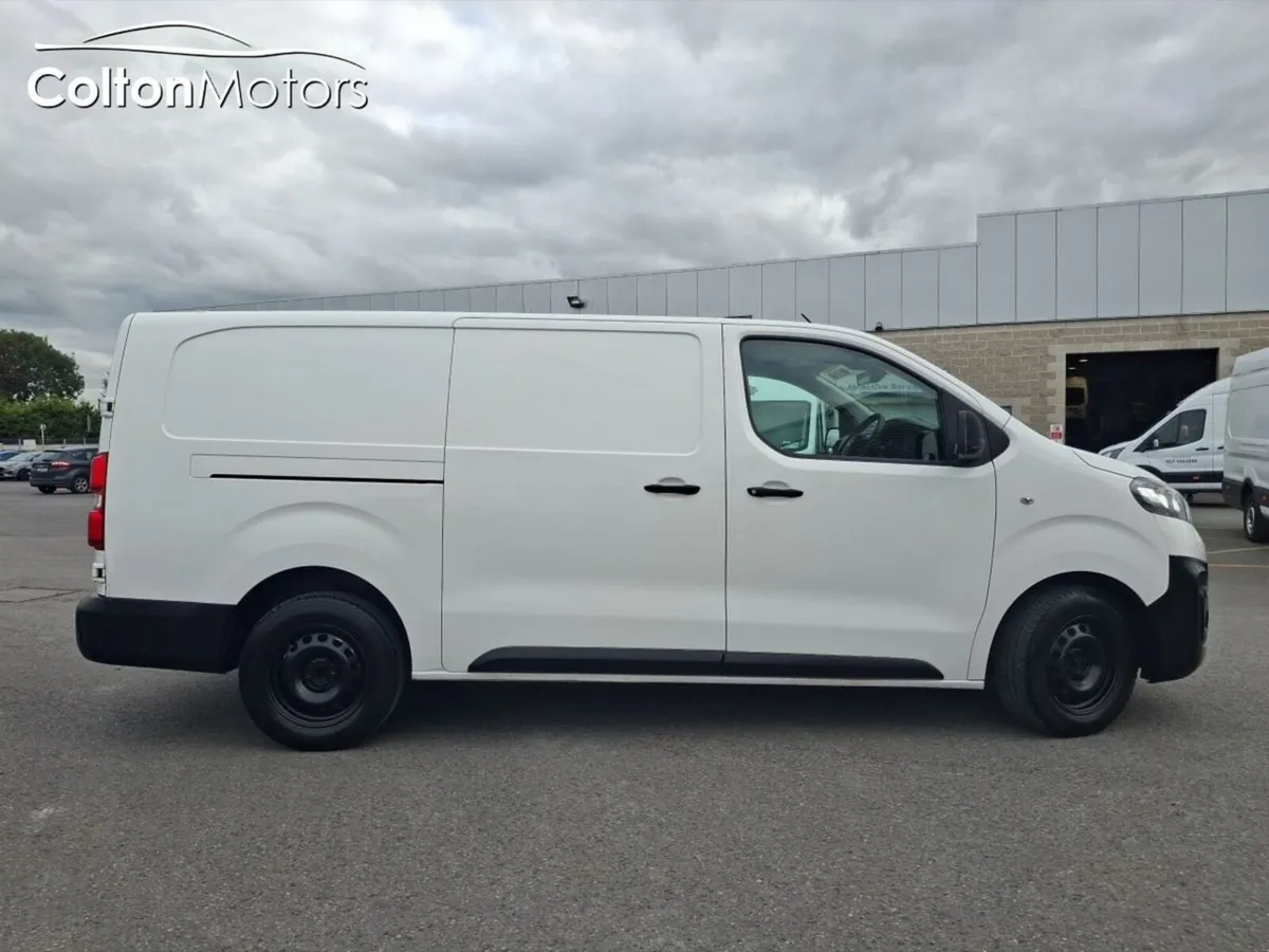 Vauxhall Vivaro VIVARO 2900 DYNAMIC S/S - Image 4