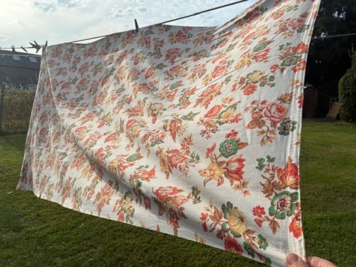 Antique Fabric - Image 3