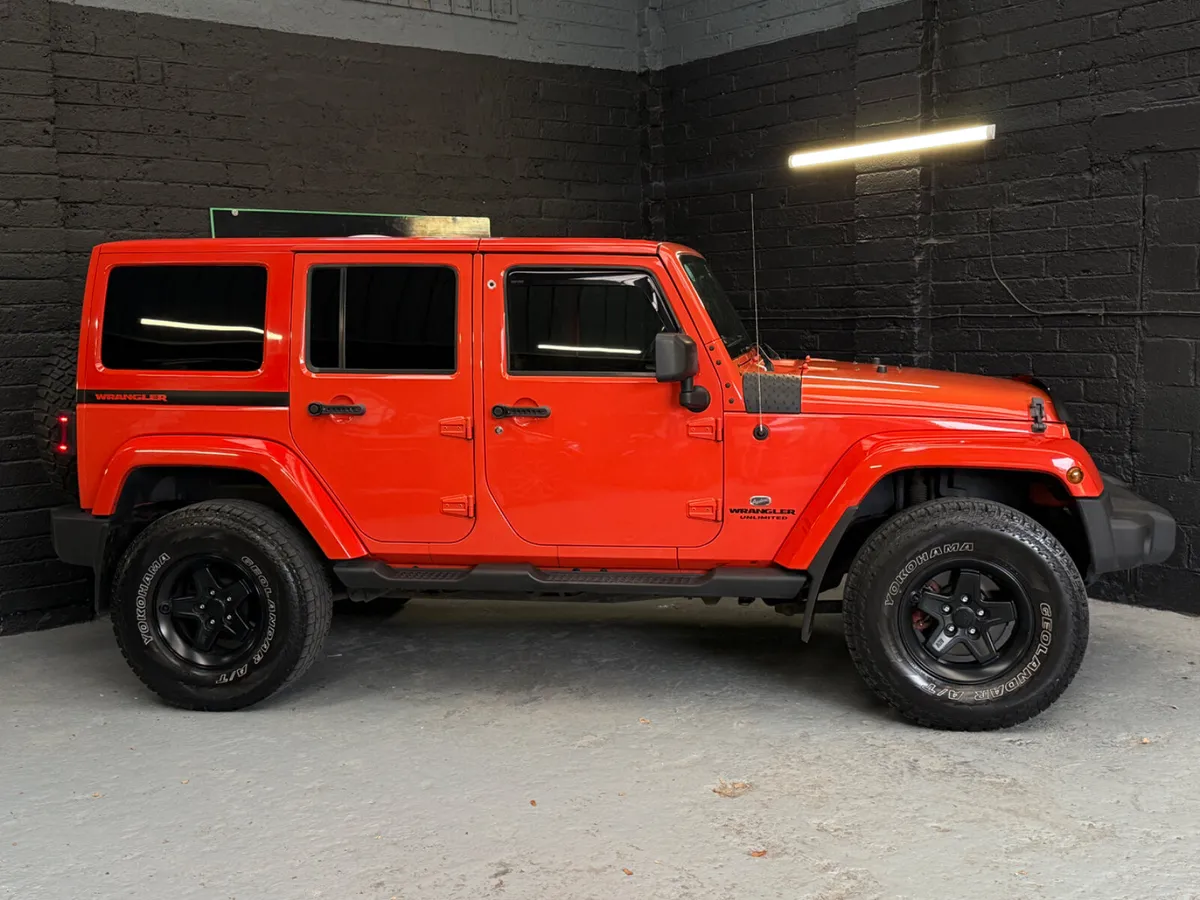 2015 Jeep Wrangler Unlimited 2.8D Auto **2 Seat** - Image 3