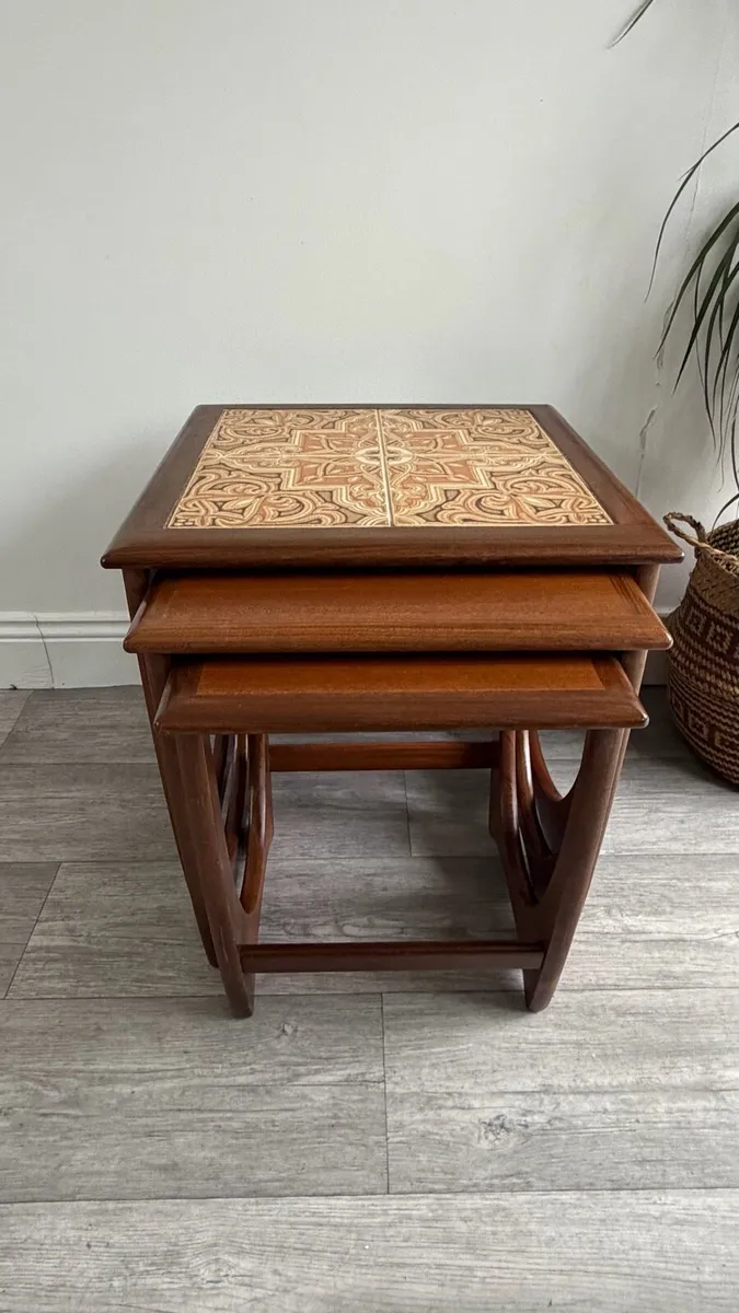 Mid Century GPlan Nest of Tables - Image 2
